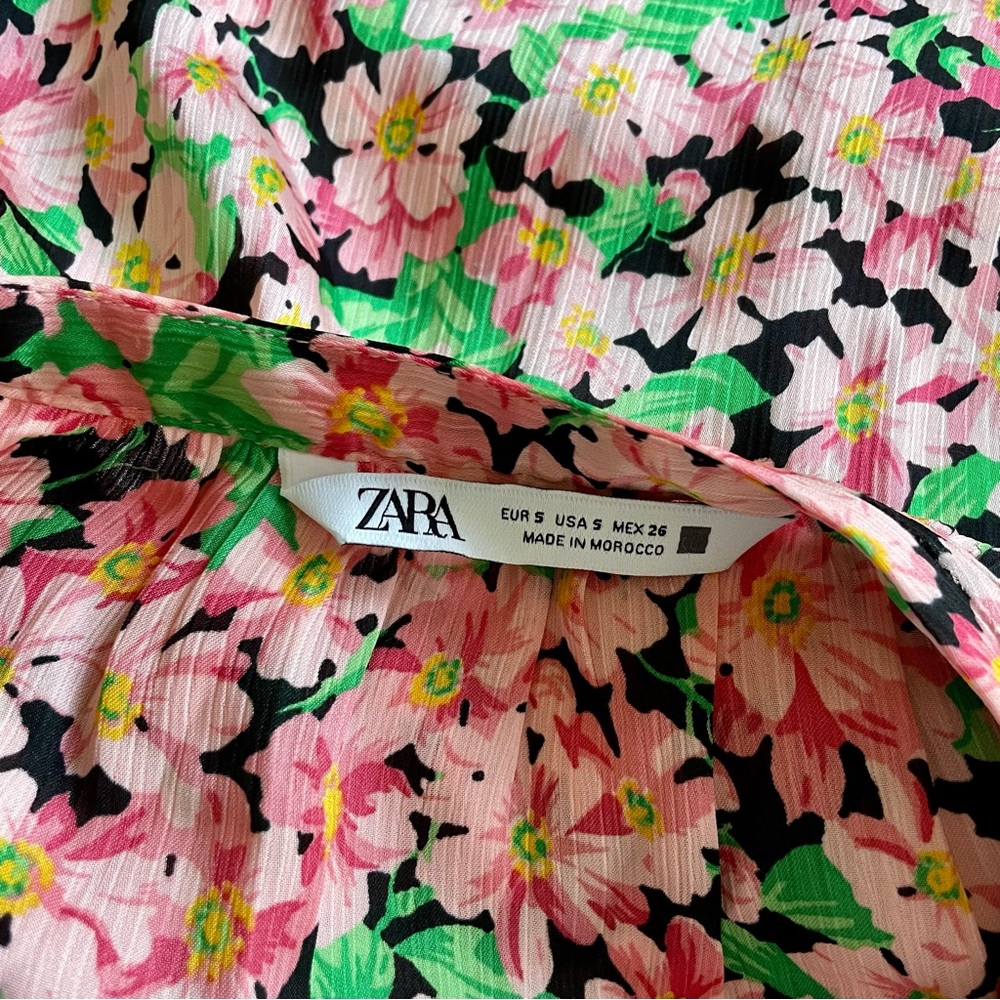 ZARA Women's Size Medium Pink Floral Long Sleeve V-Neck Ruffle Loose Blouse Top - Picture 7 of 11